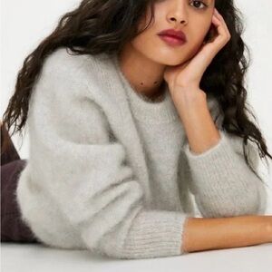 Aritzia Wilfred Serment Medium Grey Mohair Sweater Size M